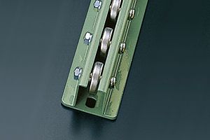 ホイールコンベヤ　取付プレート　Jタイプ　製品画像