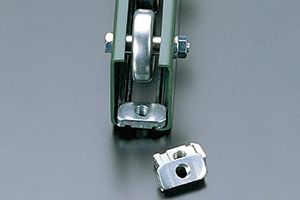 ホイールコンベヤ　コンベヤ固定パーツ　S-TN8　製品画像