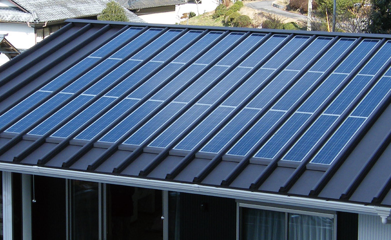 屋根一体型太陽光発電システム